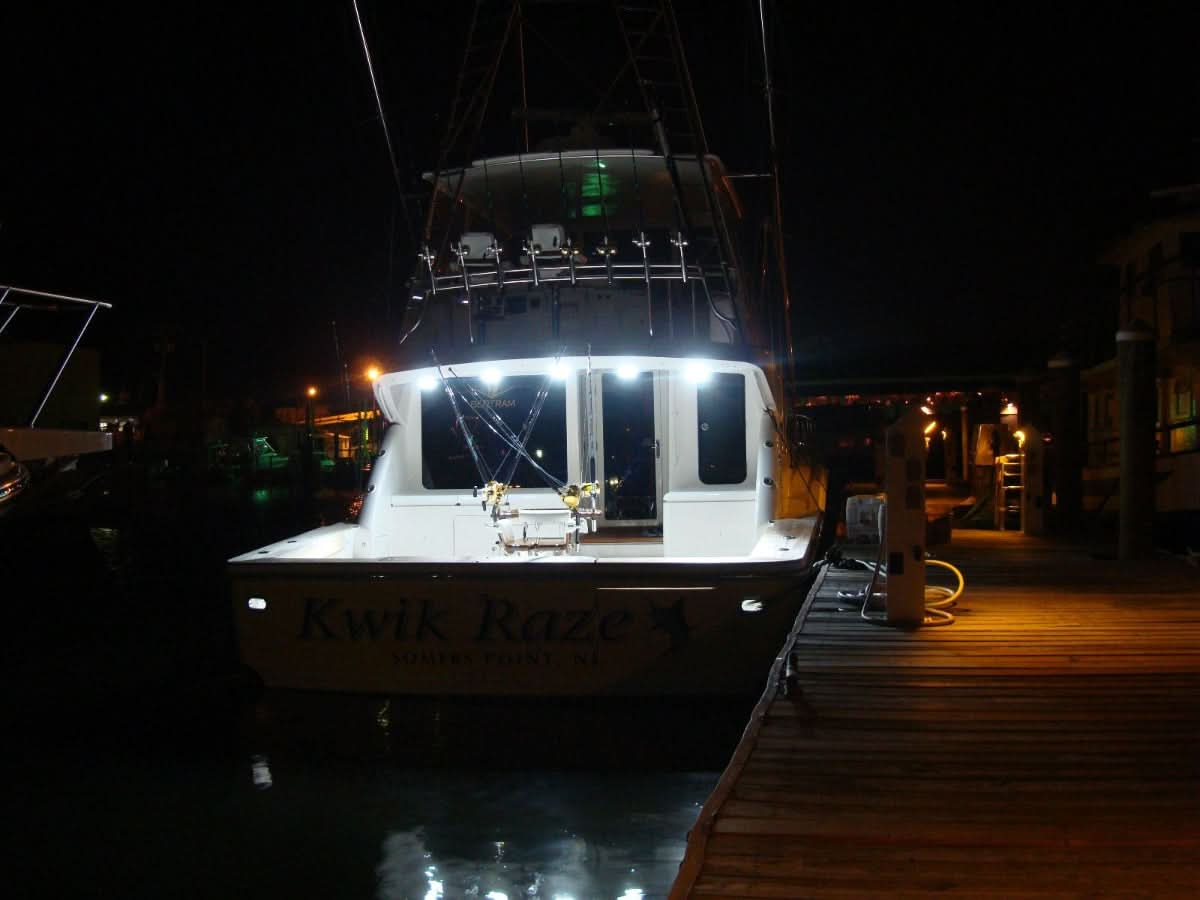 Lumitec - CapreraLT Bracket Mount LED Flood Light on back of sportfishing yacht 