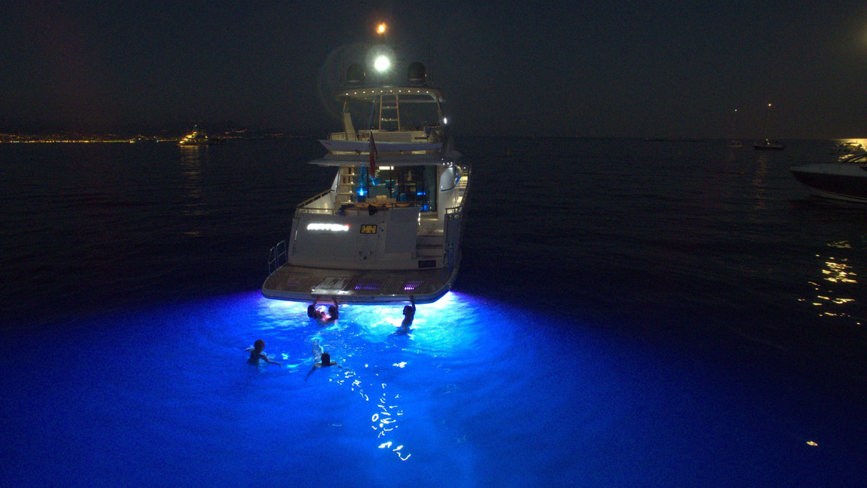 SUPRA THX804 Thru-Hull Underwater LED Light back of yacht 